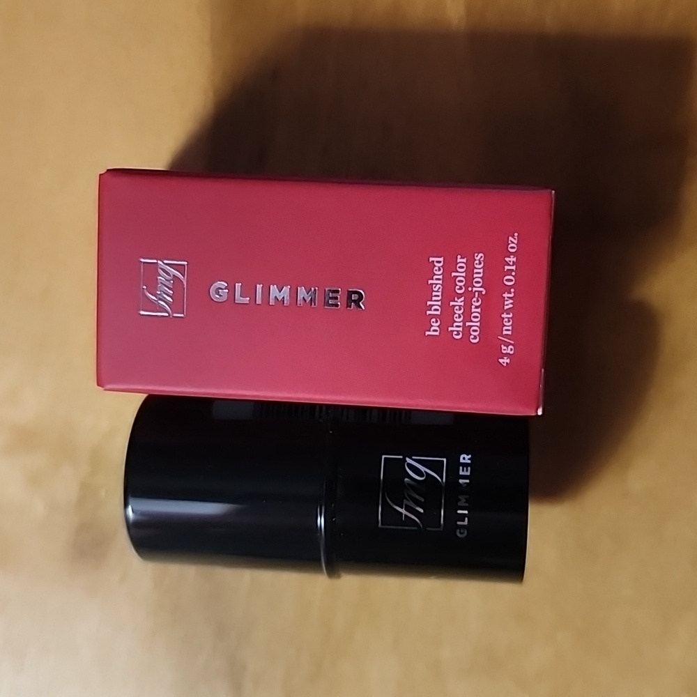 fmg Glimmer Be Blushed Cheek Color